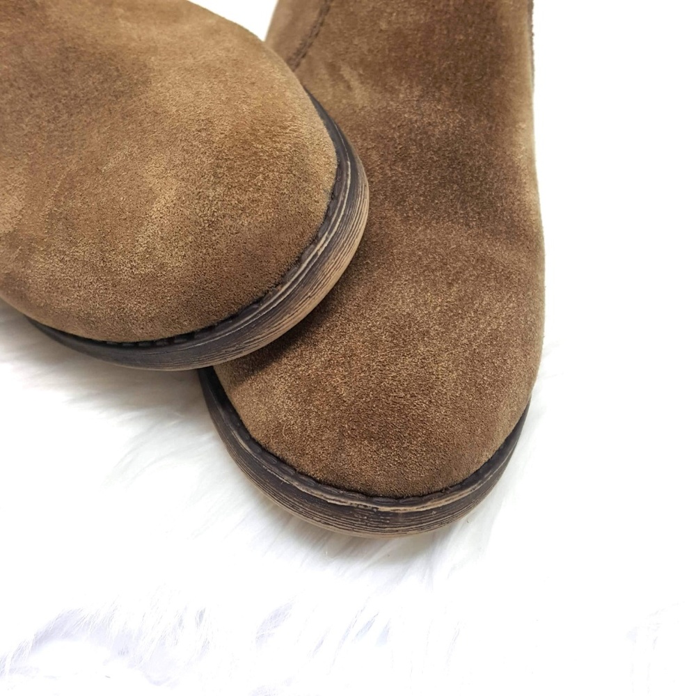 White Mountain Jackie Taupe Suede Stud Booties 6M - Picture 5 of 8